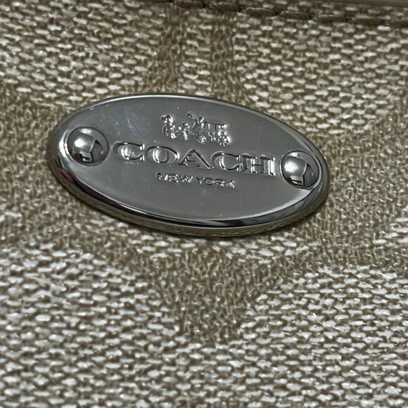 COACH Signature F63338 Beige PVC - Coin Case - Picture 4 of 4